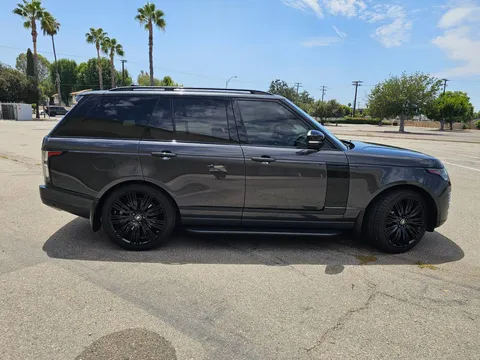 2020 Land Rover Range Rover P525 HSE