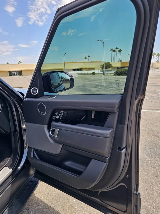 2020 Land Rover Range Rover L405 - Image 17 of 24