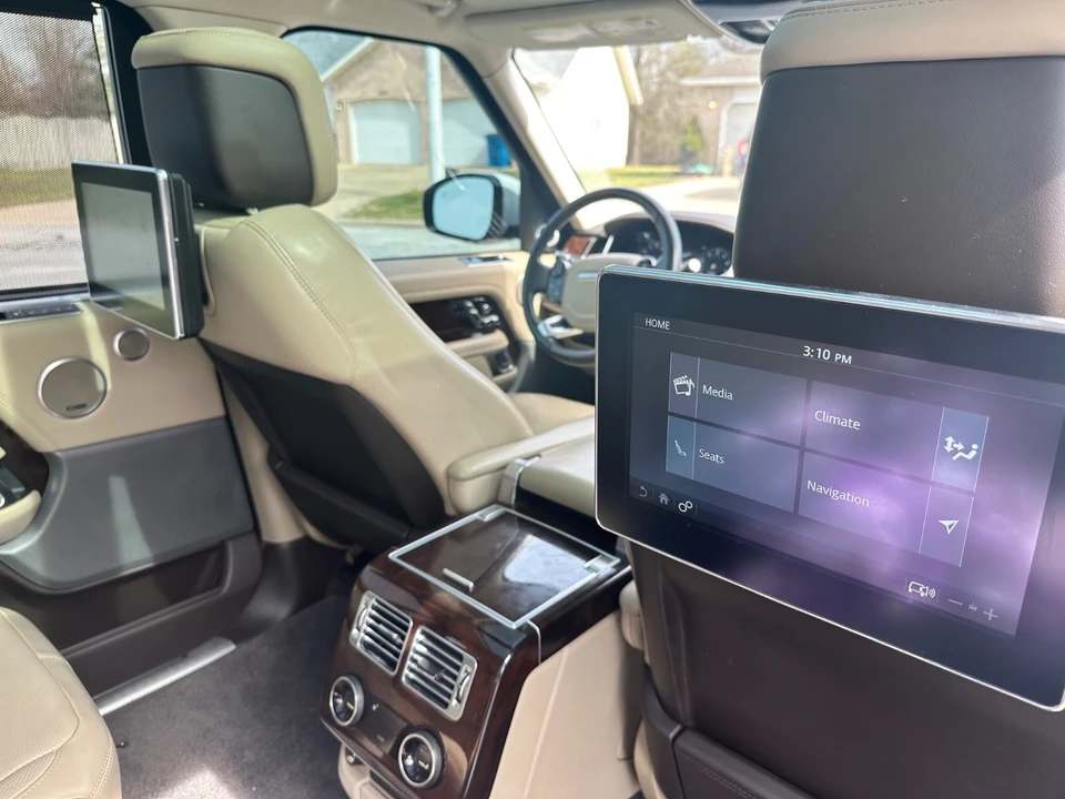 2020 Land Rover Range Rover L405 - Image 17 of 20
