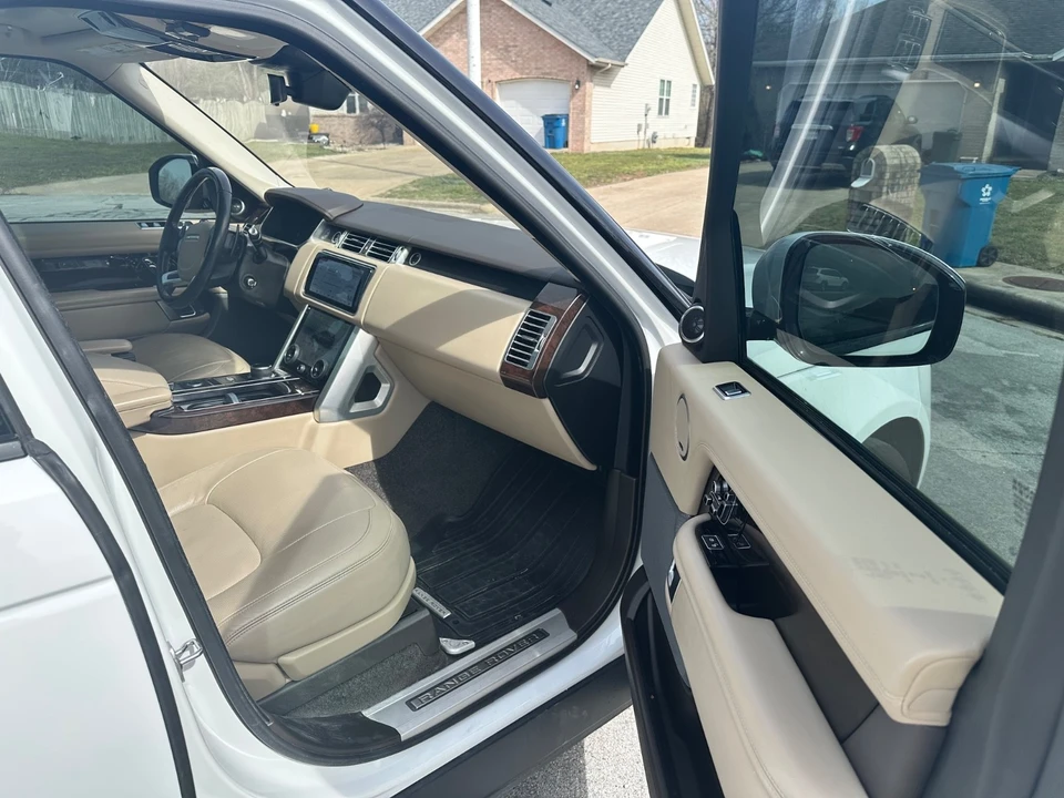 2020 Land Rover Range Rover L405 - Image 19 of 20