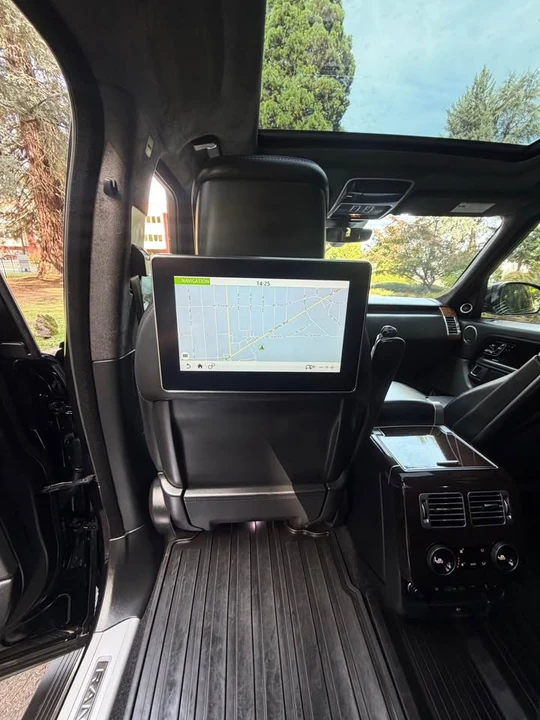 2020 Land Rover Range Rover L405 - Image 7 of 20