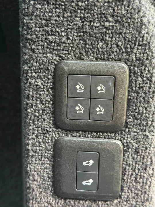 2020 Land Rover Range Rover L405 - Image 12 of 20