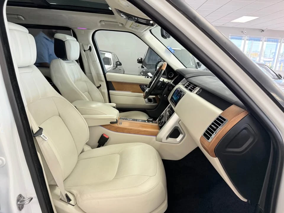 2020 Land Rover Range Rover L405 - Image 9 of 20