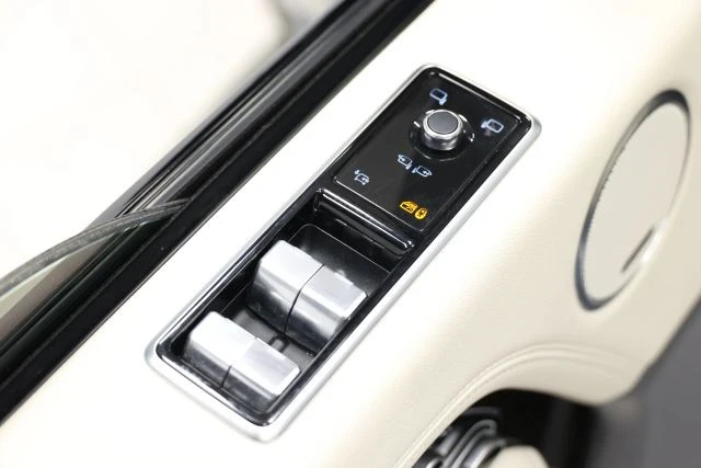 2020 Land Rover Range Rover L405 - Image 12 of 12