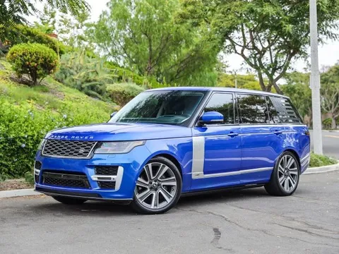 2020 Land Rover Range Rover P525 HSE LWB Sport Utility 4D