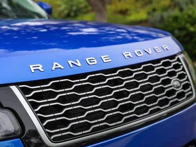 2020 Land Rover Range Rover L405 - Image 10 of 31