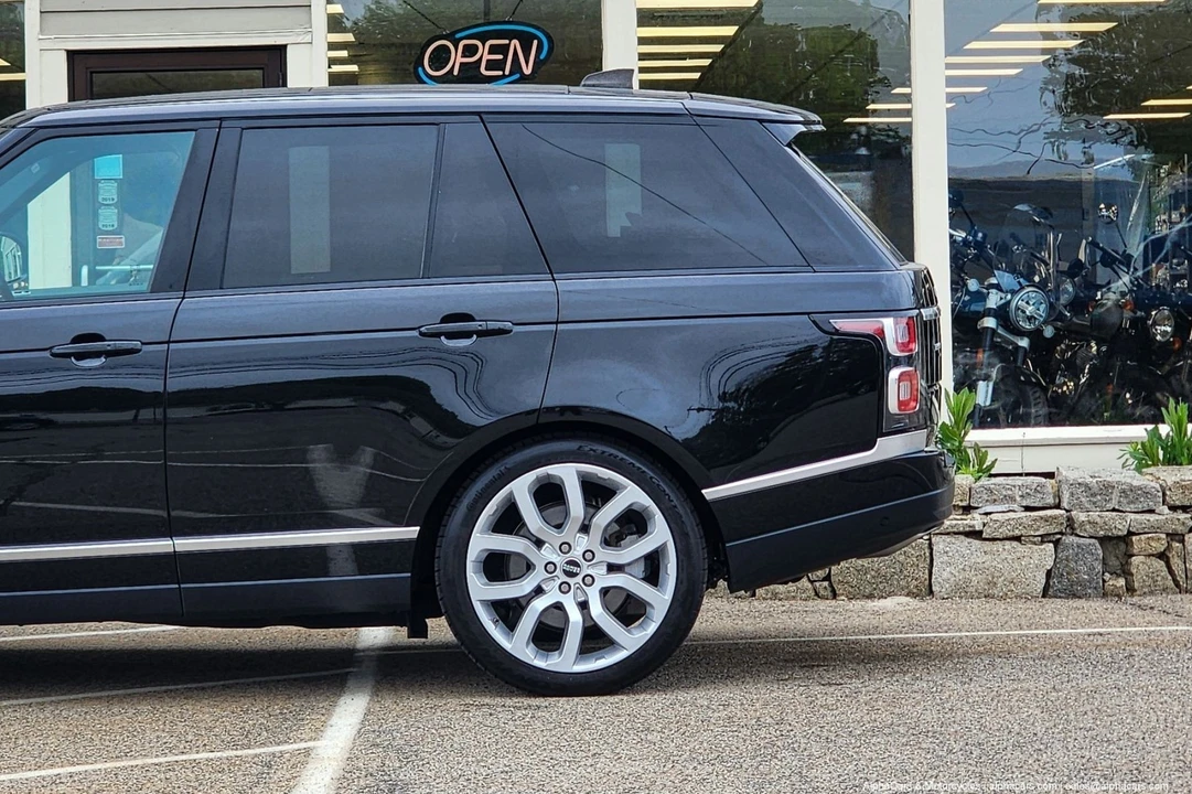 2020 Land Rover Range Rover L405 - Image 18 of 21