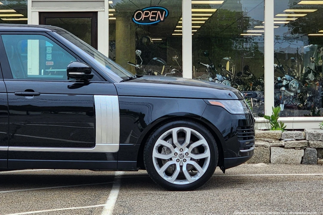 2020 Land Rover Range Rover L405 - Image 7 of 21