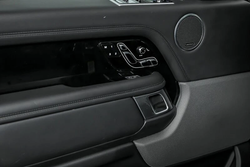 2020 Land Rover Range Rover L405 - Image 15 of 31