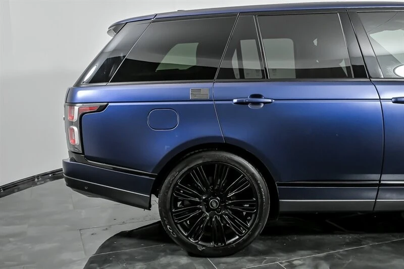 2020 Land Rover Range Rover L405 - Image 11 of 31