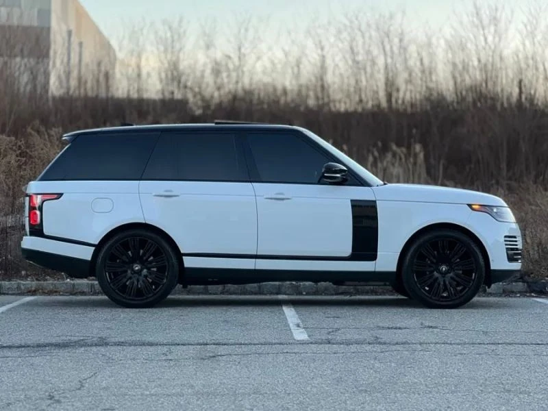 2020 Land Rover Range Rover L405 - Image 9 of 12