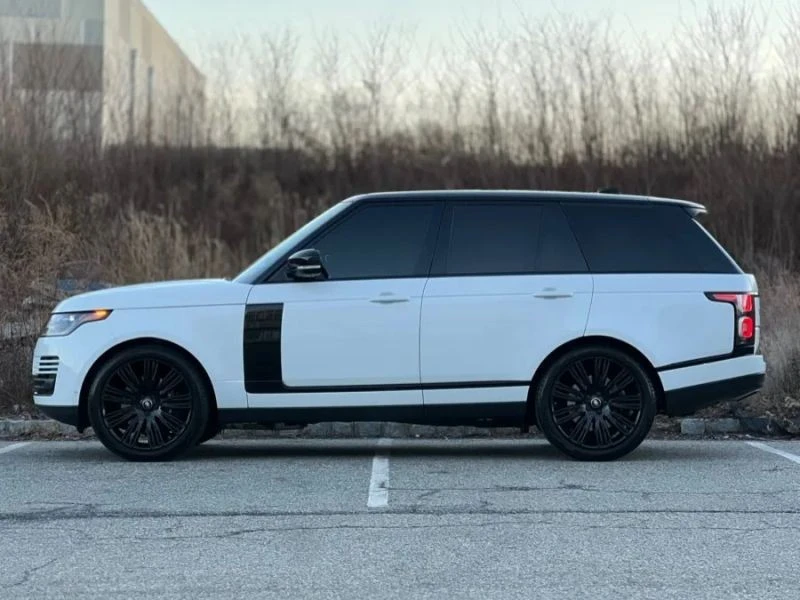 2020 Land Rover Range Rover L405 - Image 5 of 12