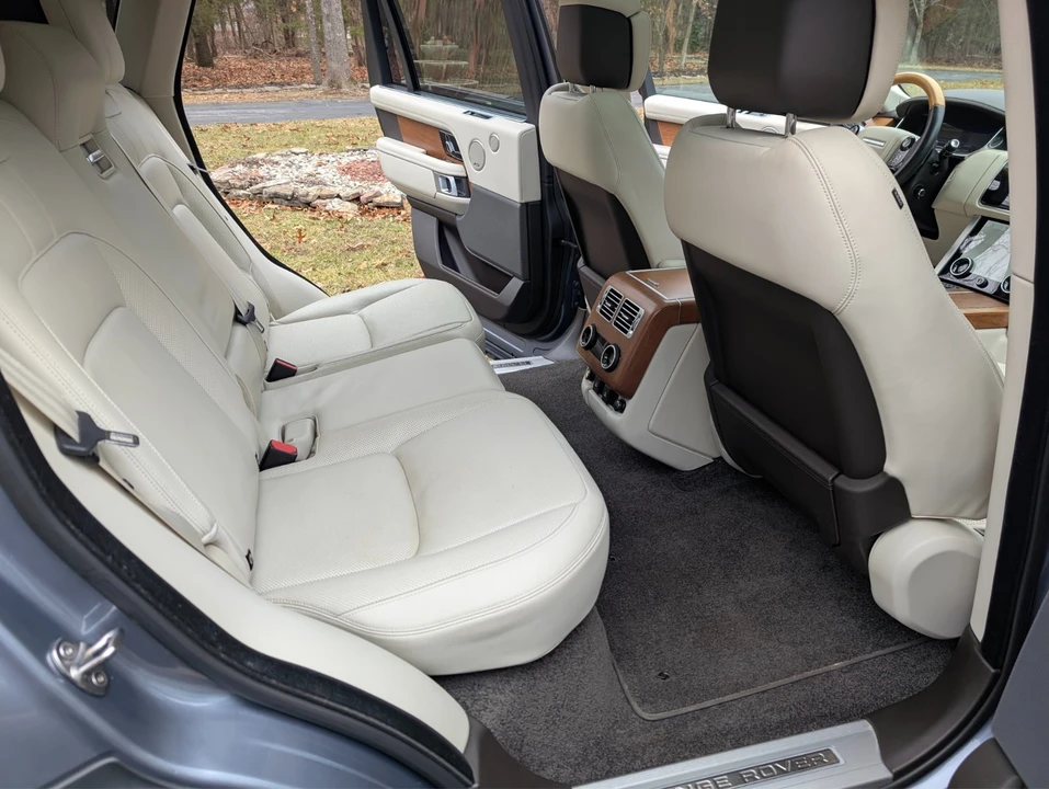 2020 Land Rover Range Rover L405 - Image 17 of 21