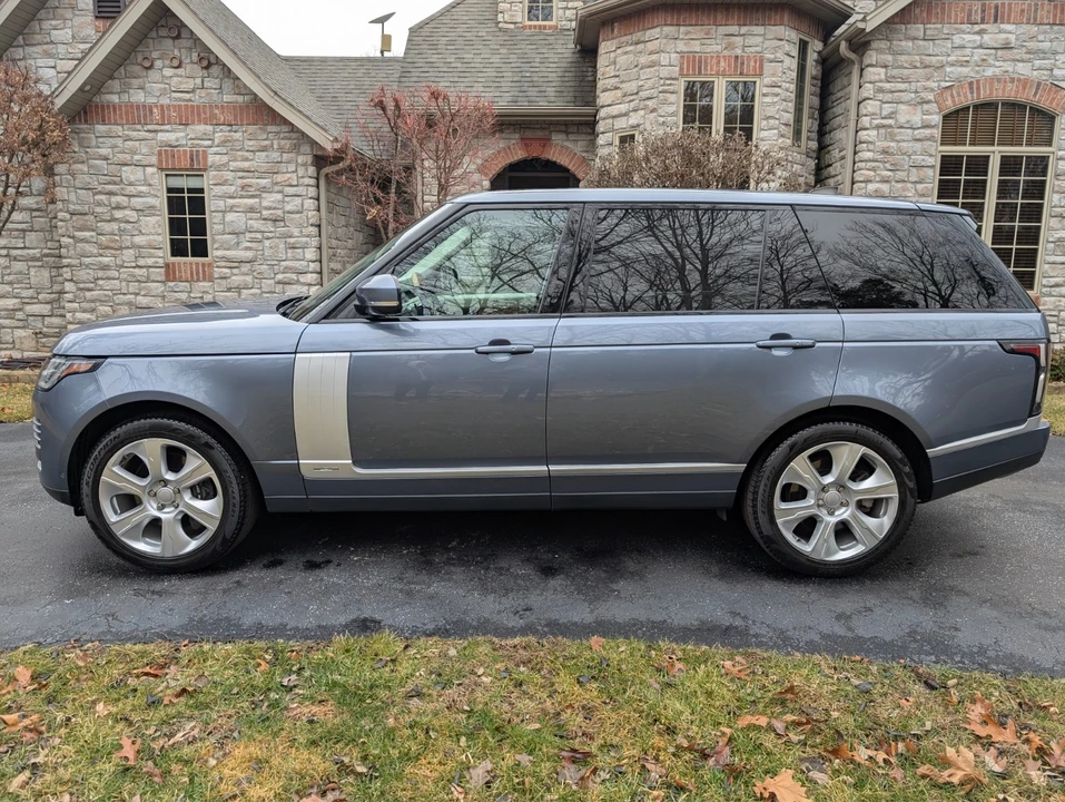 2020 Land Rover Range Rover L405 - Image 2 of 21