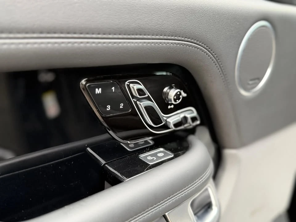2020 Land Rover Range Rover L405 - Image 12 of 16