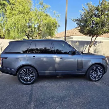 2020 Land Rover Range Rover P525 HSE Sport Utility 4D