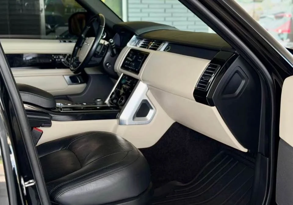 2020 Land Rover Range Rover L405 - Image 17 of 20