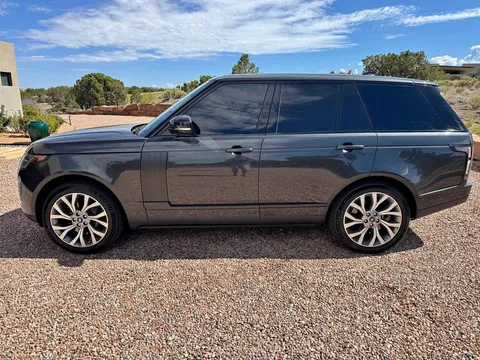 2020 Land Rover Range Rover P525 HSE Sport Utility 4D