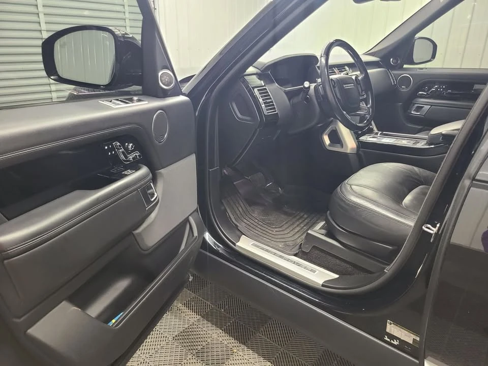 2020 Land Rover Range Rover L405 - Image 17 of 20