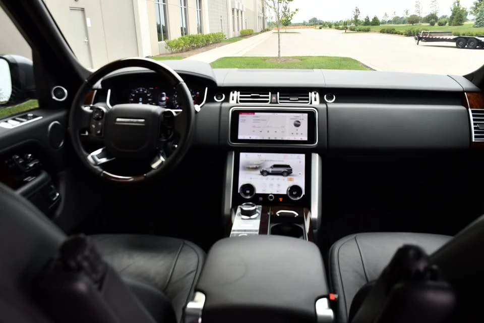 2020 Land Rover Range Rover L405 - Image 14 of 19