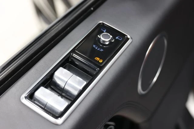 2020 Land Rover Range Rover L405 - Image 12 of 21