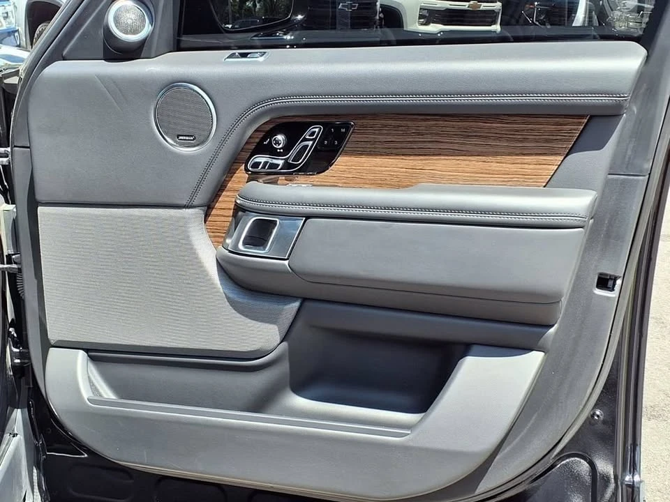 2020 Land Rover Range Rover L405 - Image 11 of 19