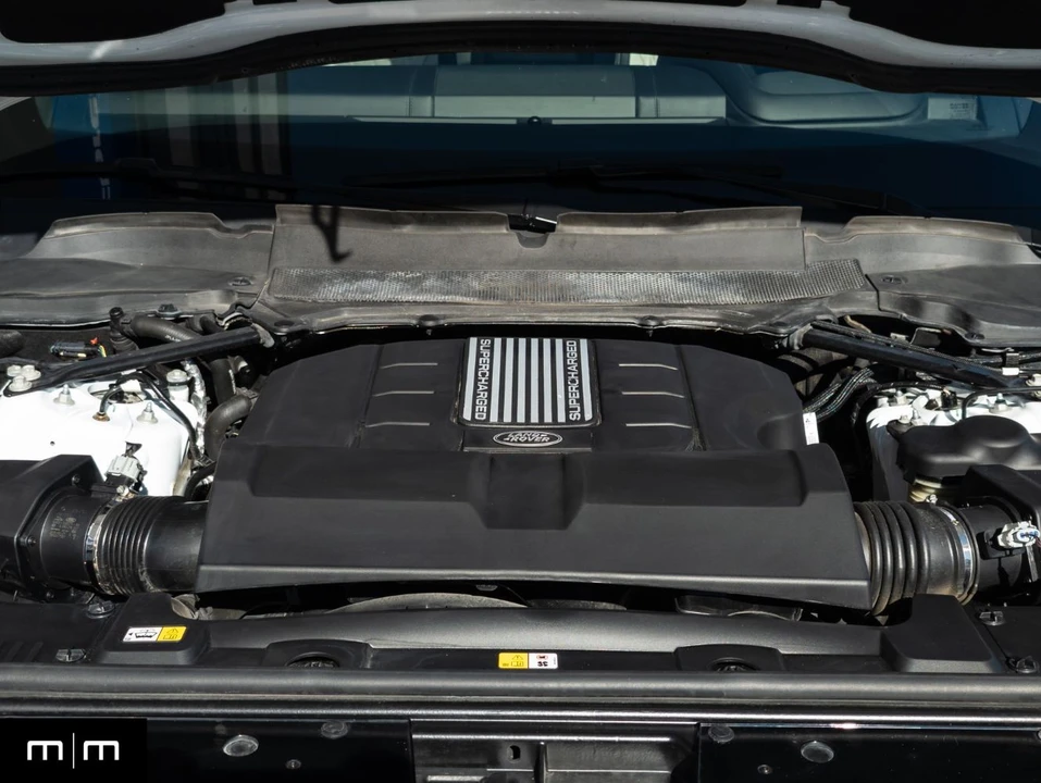 2020 Land Rover Range Rover L405 - Image 16 of 21