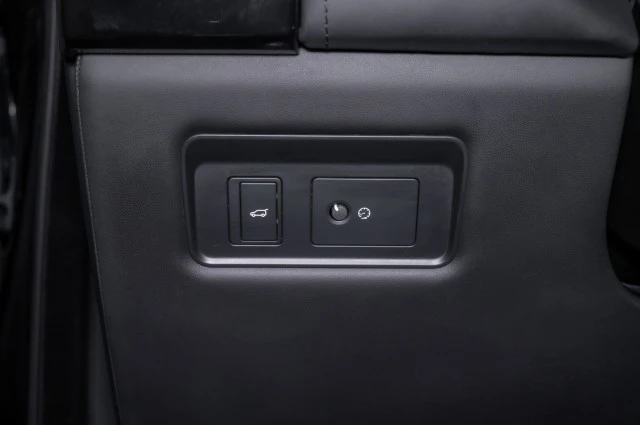 2020 Land Rover Range Rover L405 - Image 19 of 21