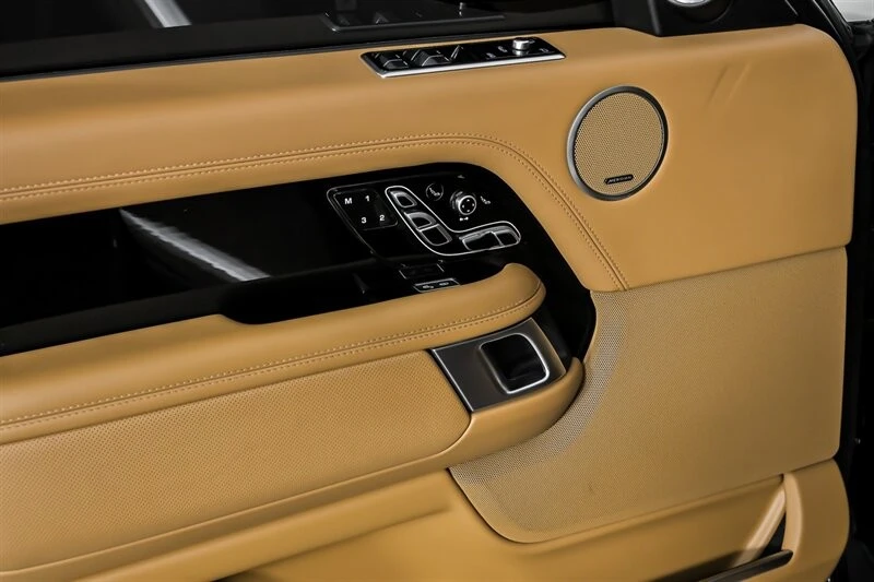 2020 Land Rover Range Rover L405 - Image 18 of 21