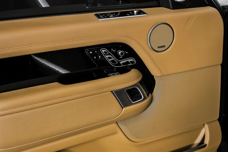 2020 Land Rover Range Rover L405 - Image 18 of 21