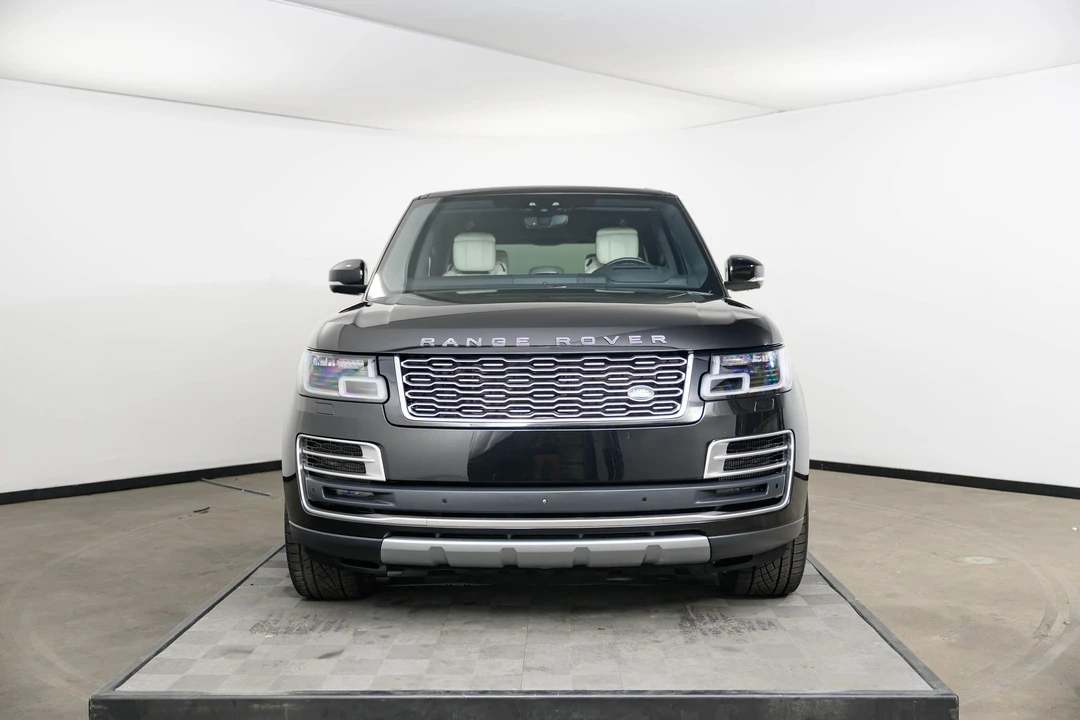 2020 Land Rover Range Rover L405 - Image 5 of 31