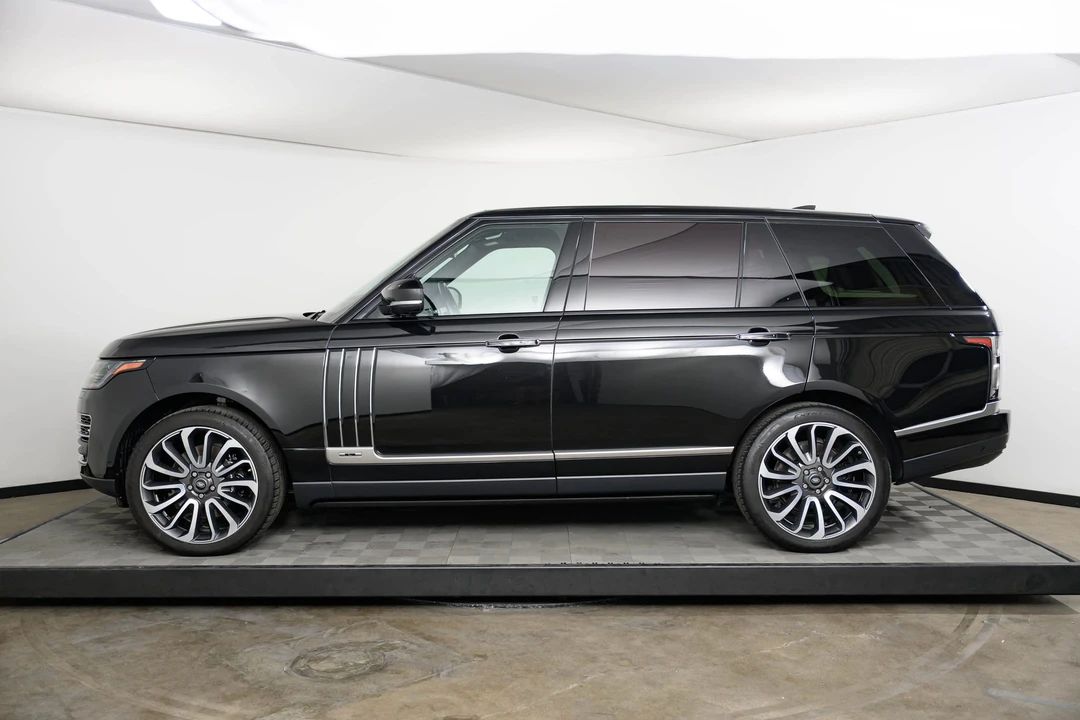 2020 Land Rover Range Rover L405 - Image 10 of 31