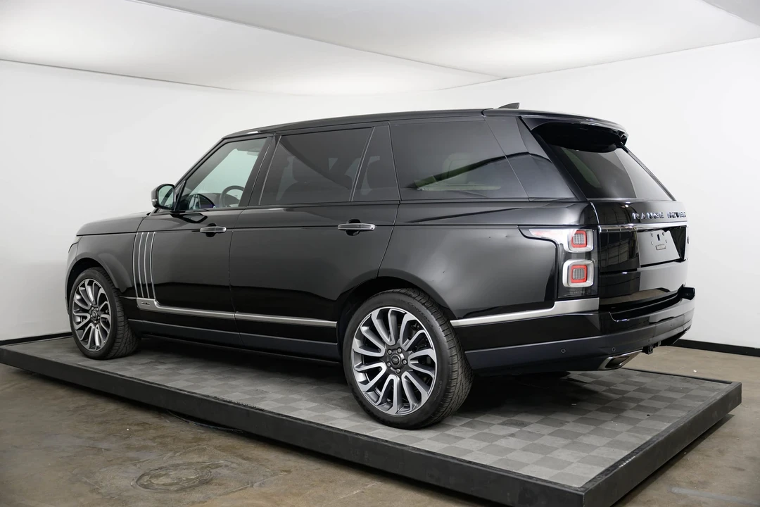 2020 Land Rover Range Rover L405 - Image 11 of 31
