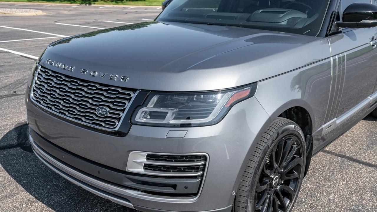 2020 Land Rover Range Rover L405 - Image 11 of 31