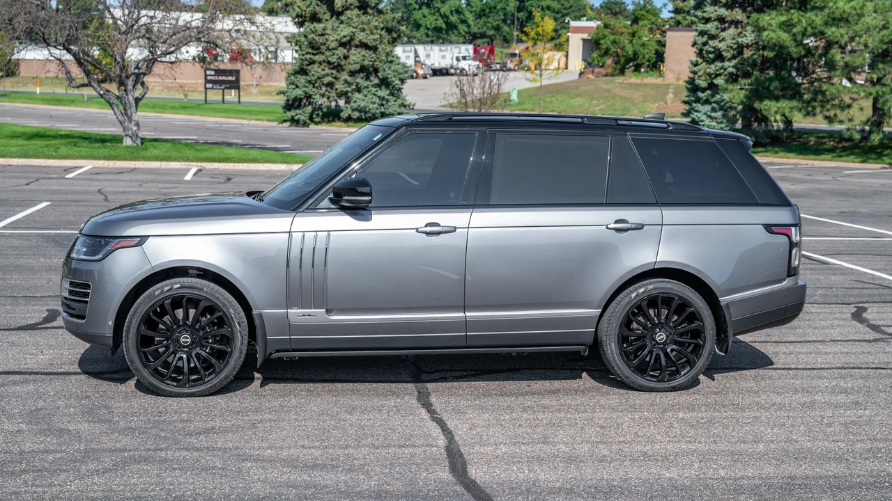 2020 Land Rover Range Rover L405 - Image 5 of 31