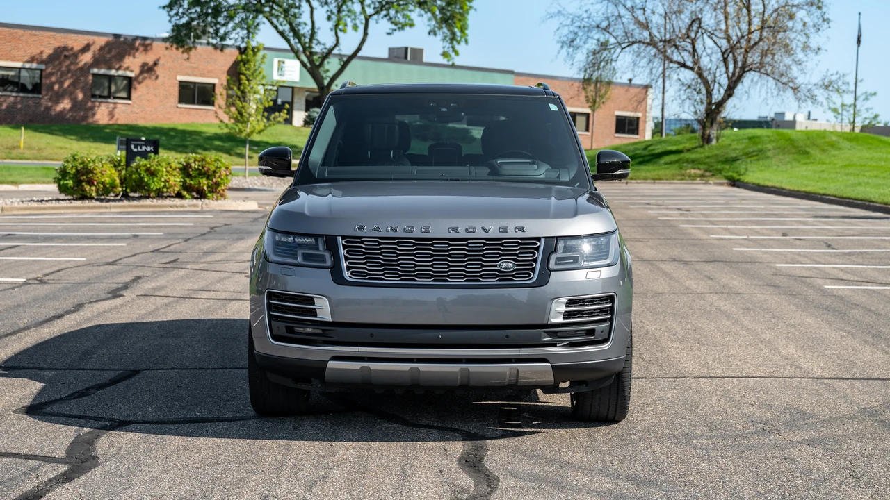 2020 Land Rover Range Rover L405 - Image 2 of 31