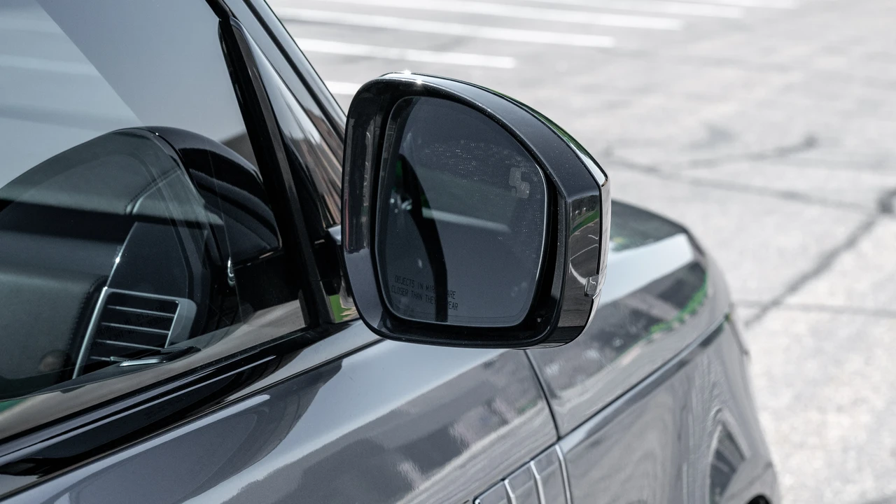 2020 Land Rover Range Rover L405 - Image 24 of 31
