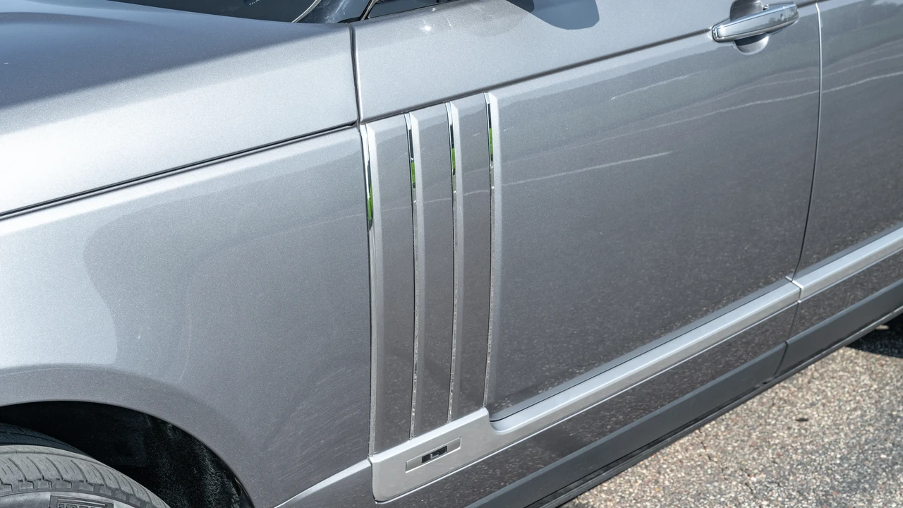 2020 Land Rover Range Rover L405 - Image 13 of 31