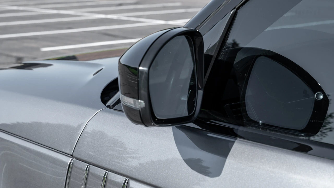 2020 Land Rover Range Rover L405 - Image 23 of 31