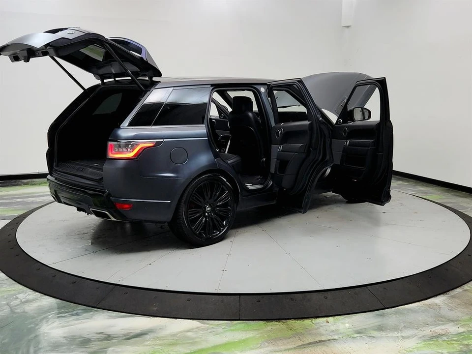 2020 Land Rover - Image 11 of 31