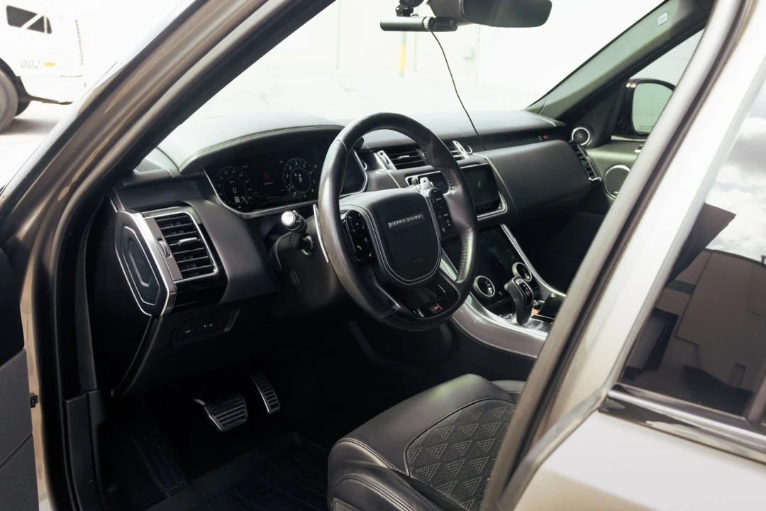 2020 Land Rover Range Rover Sport SVR L494 - Image 30 of 31