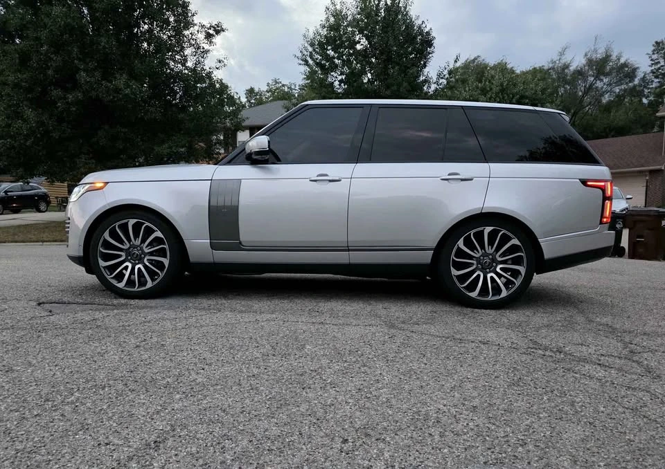2020 Land Rover Range Rover L405 - Image 11 of 19