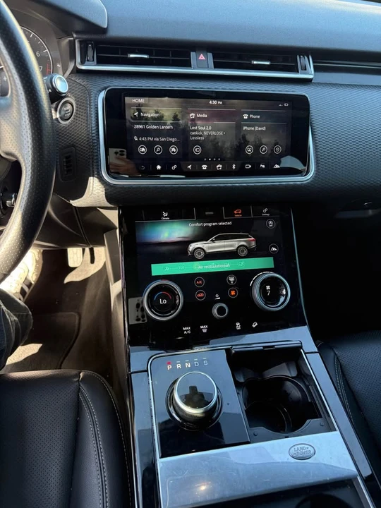 2020 Land Rover Range Rover Velar - Image 10 of 12