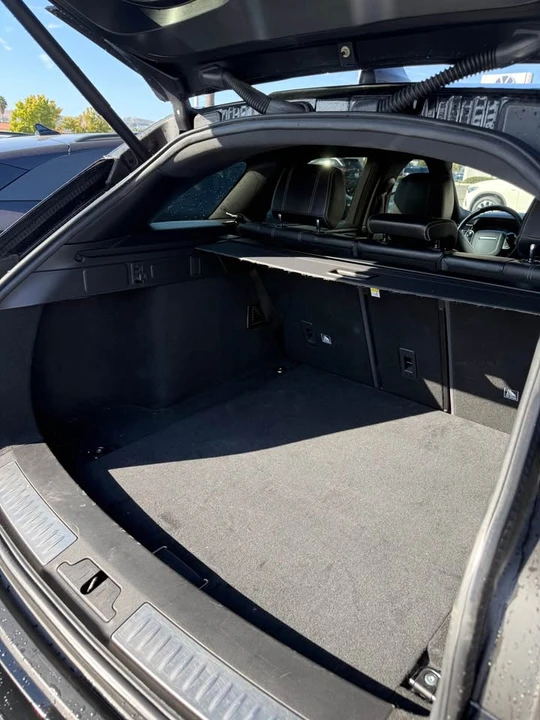 2020 Land Rover Range Rover Velar - Image 5 of 12