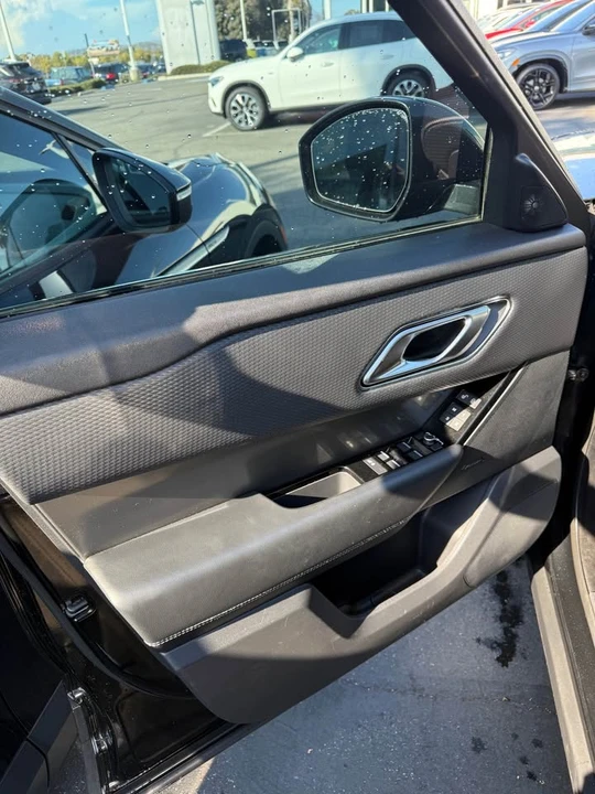2020 Land Rover Range Rover Velar - Image 7 of 12