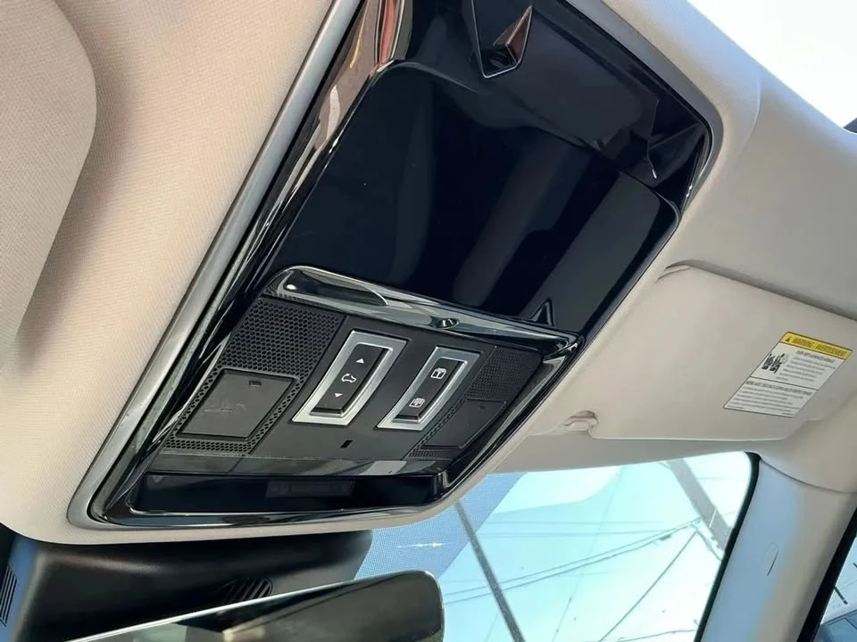 2020 Land Rover Range Rover Velar - Image 20 of 20