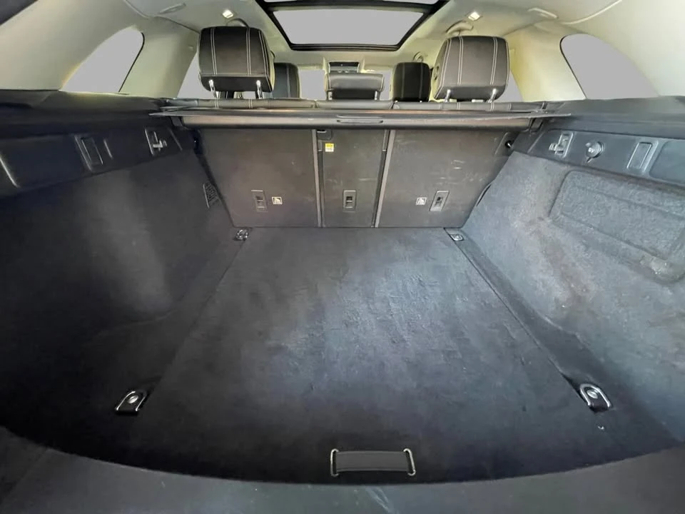 2020 Land Rover Range Rover Velar - Image 16 of 20