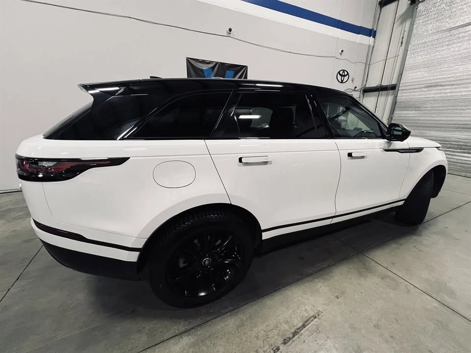 2020 Land Rover Range Rover Velar - Image 7 of 20