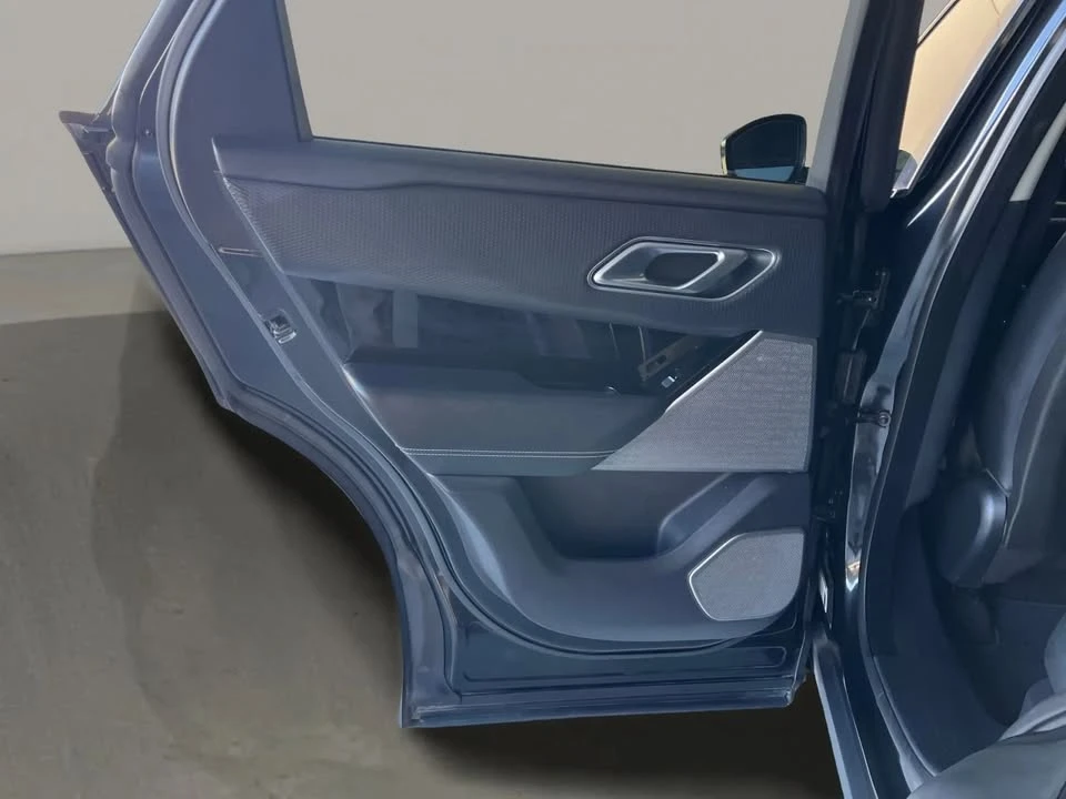 2020 Land Rover Range Rover Velar - Image 19 of 20