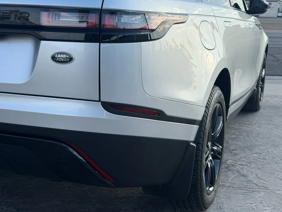 2020 Land Rover Range Rover Velar - Image 14 of 20